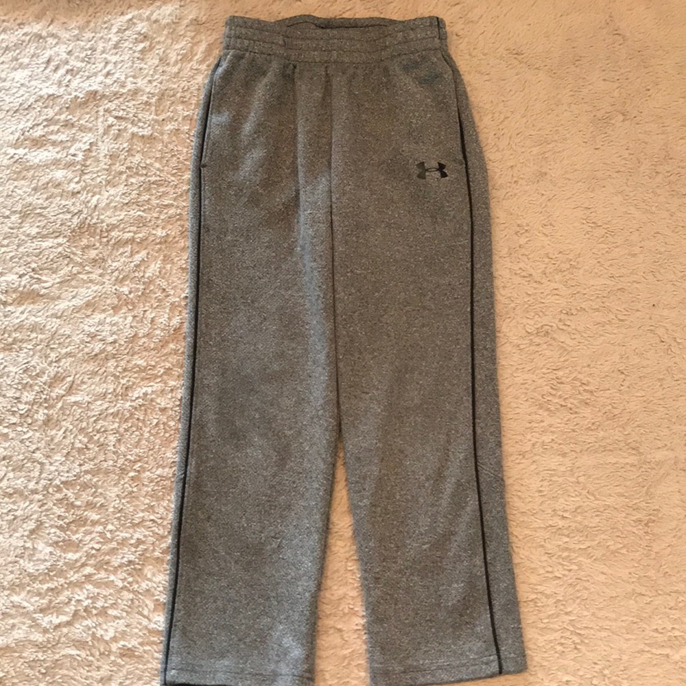 BOYS SIZE 6 UNDER ARMOUR WARM UP PANTS